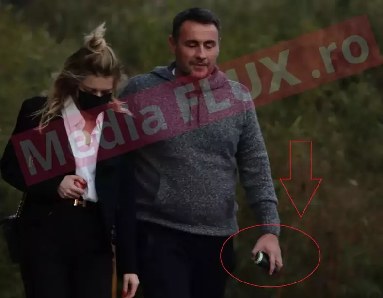 Alexandra-Dinu-si-Dinu-Pescariu-portofel-ok-1536x1195-1-1024x797-1