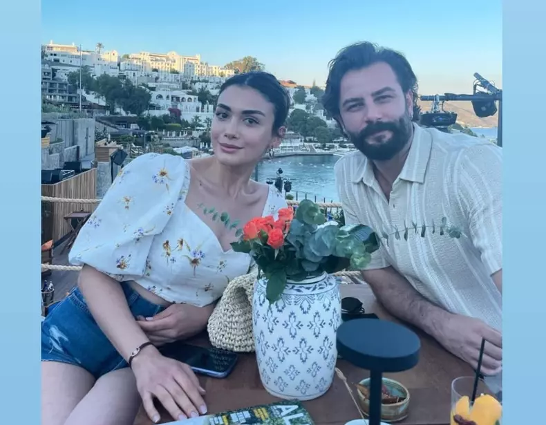 Özge Yağız și Gökberk Demirci p