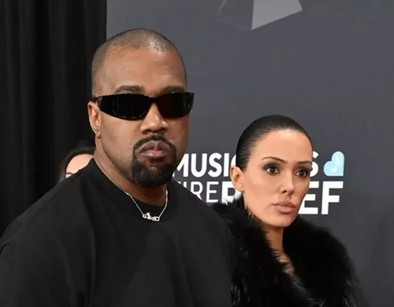 bianca censori kanye west2