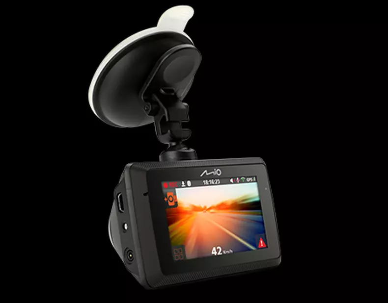 MiVue_786_WIFI_big_02