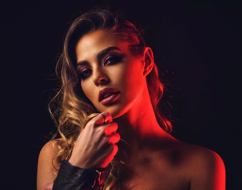 roxana-nemes-survivor-4