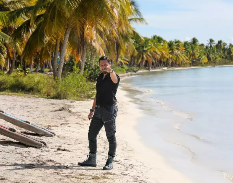 Survivor Romania prezentator