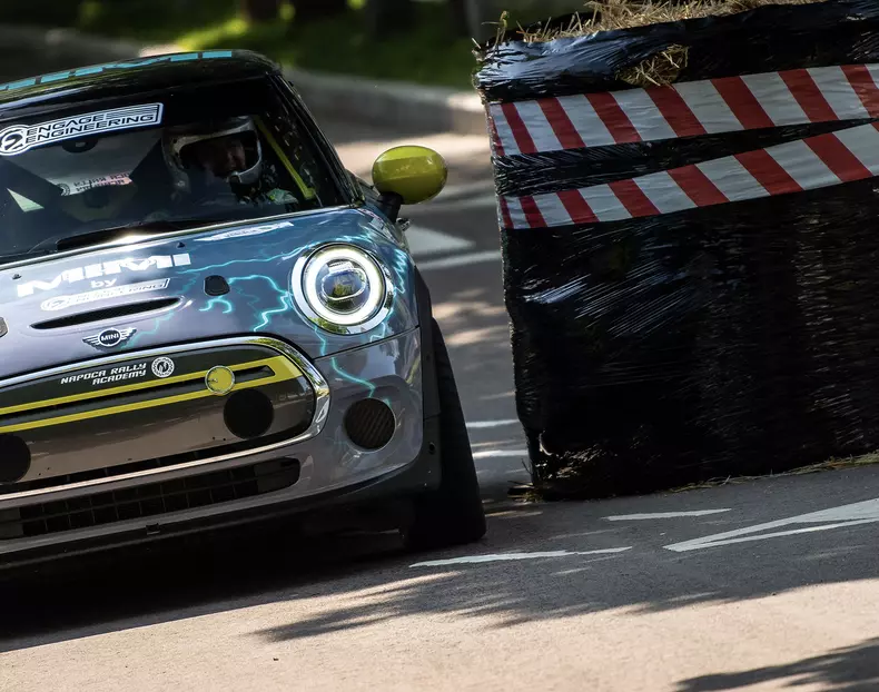 P90463014_highRes_mimi-evo-first-roman