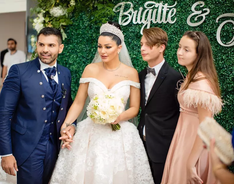 De la cine a împrumutat bani Brigitte Pastramă pentru casa din Dubai  (8)