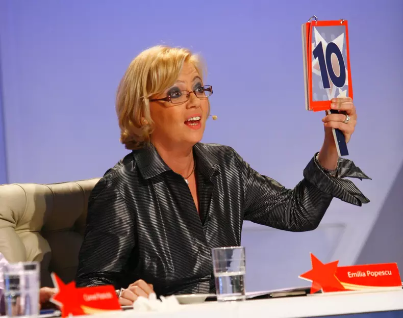 emilia_popescu_27442700