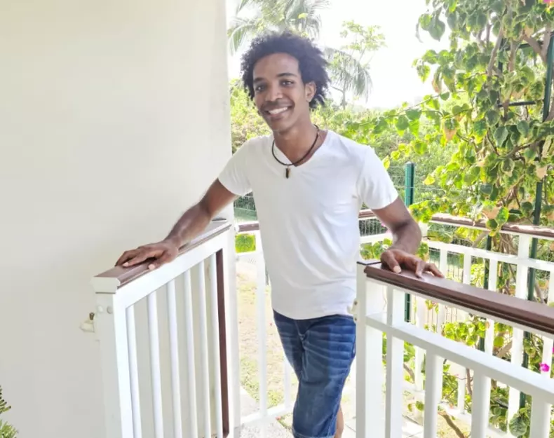winael_finalis_de_la_vocea_romaniei-7