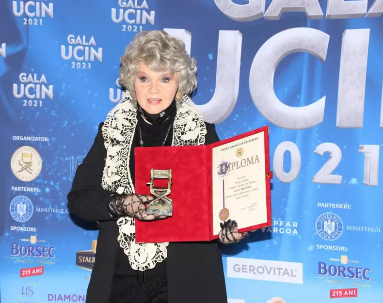 margareta-paslaru-eleganta-78-ani-scena-uniunea-cineastilor-728207