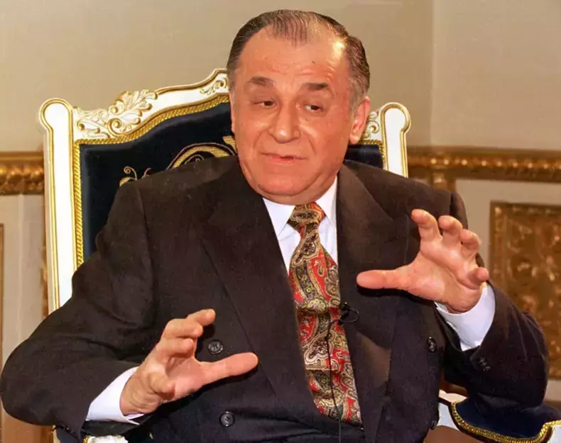 ion iliescu7