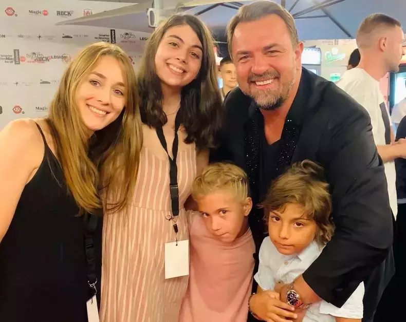 horia-brenciu-familie-2-1