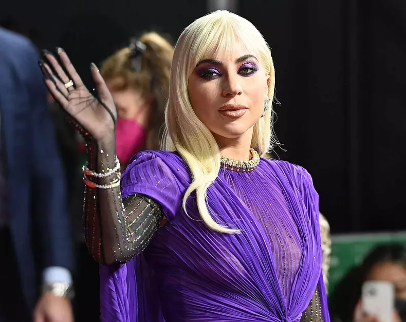 Lady Gaga la premiera House of Gucci