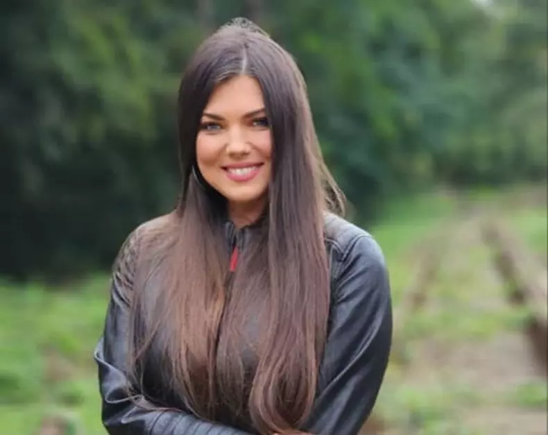 paula_seling_a_adoptat_o_fetita-5-1
