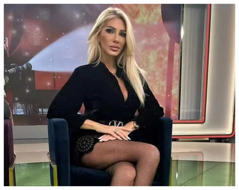 Alina Petre8