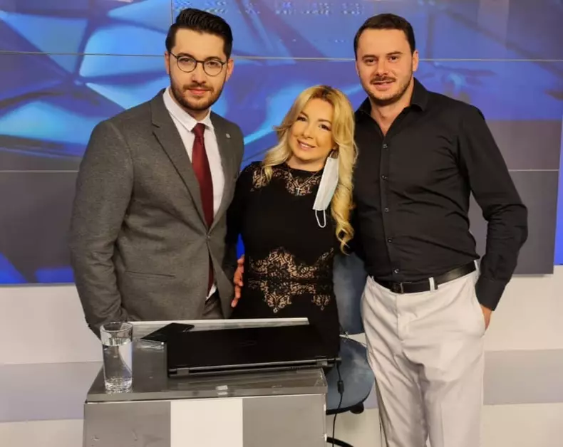 181286637_10158411639229211_4145328095757304666_n