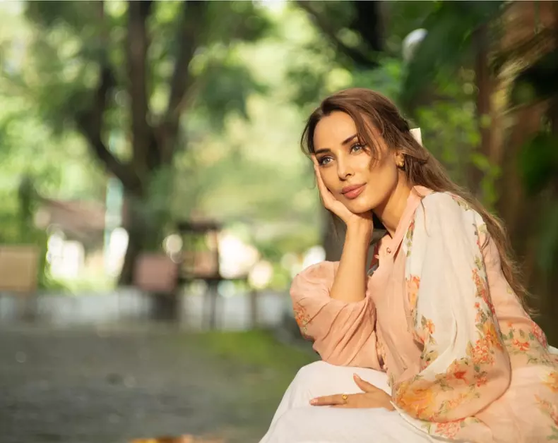 iulia-vantur-2