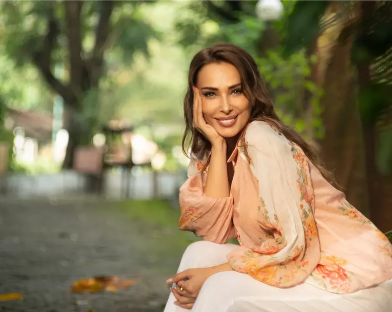 iulia-vantur-5