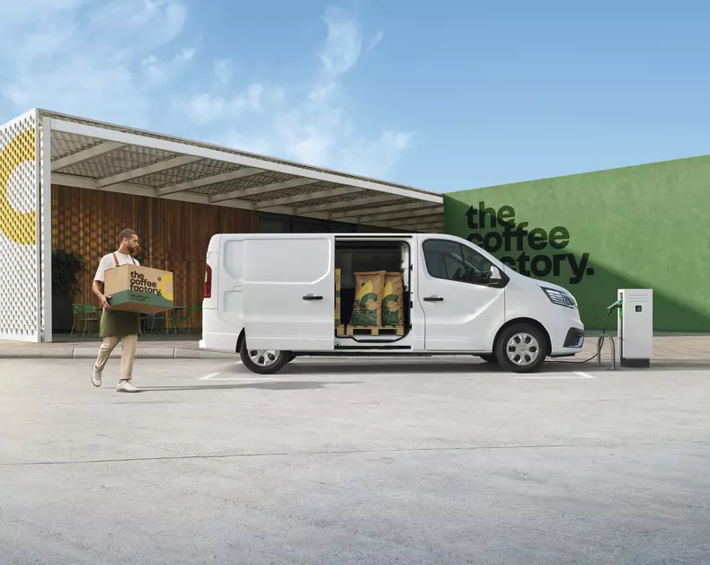 RENAULT TRAFIC VAN E-TECH (F82 HEV)