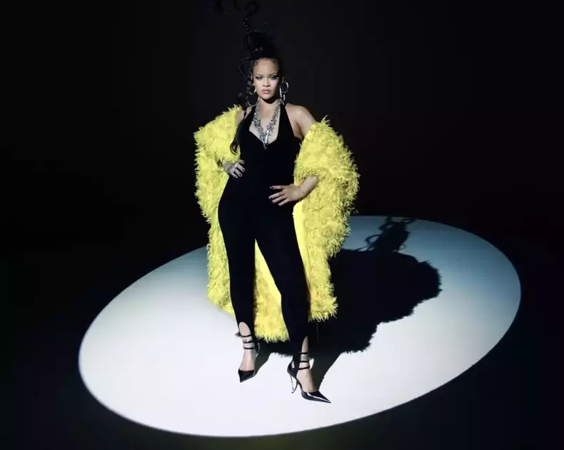 hepta_6904639-scaled-1