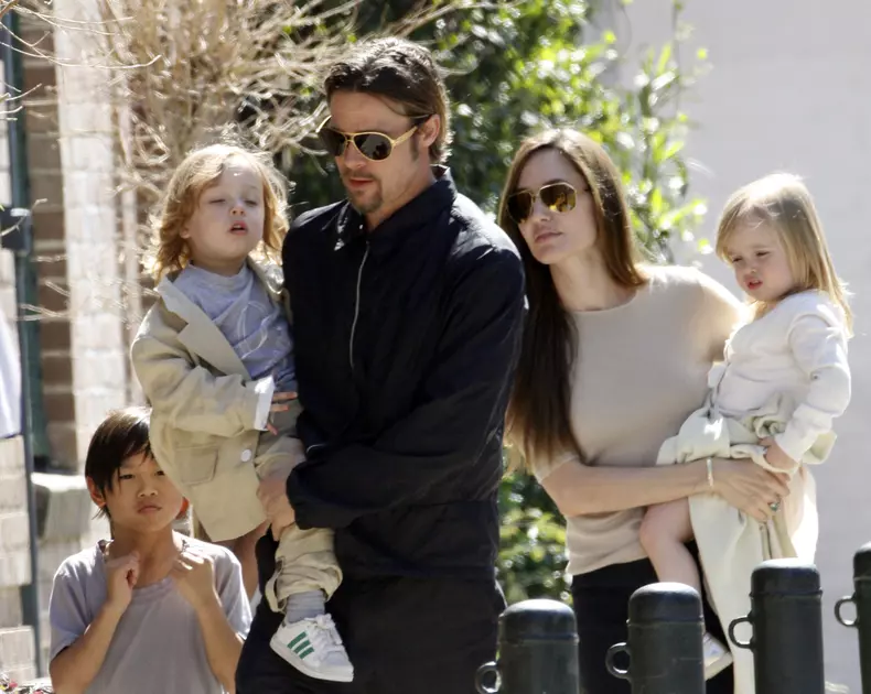 Brad Pitt And Angelina Jolie With All Children Sighting - New Orleans