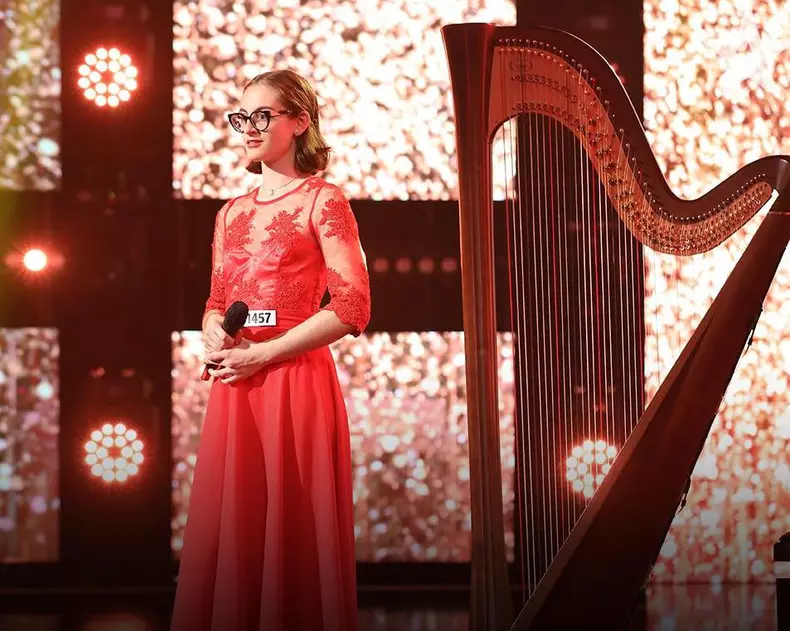 Daria Batschi de la Românii au talent