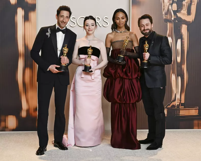 Mikey-Madison-premiile-oscar-2025