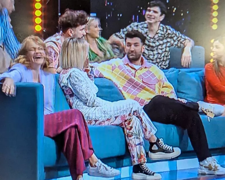 gina-pistol-smiley-sariti-de-pe-fix-pro-tv-3-aprilie-2025 (3)