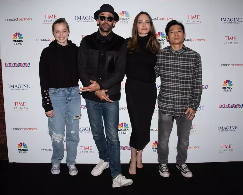 Paper and Glue: A JR Project premiere in California