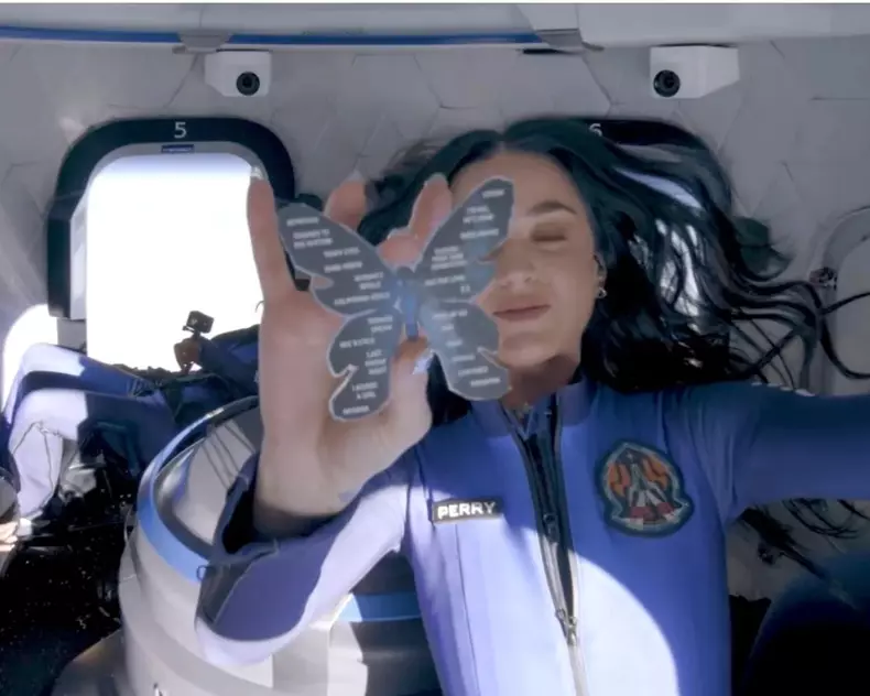 Echipajul feminin Blue Origin (2)