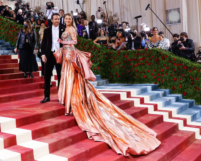 Met Gala Red Carpet Arrivals in New York