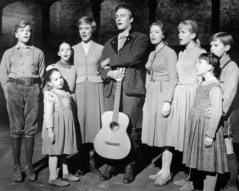 the-sound-of-music-1965-von-trapp-family-debbie-turner