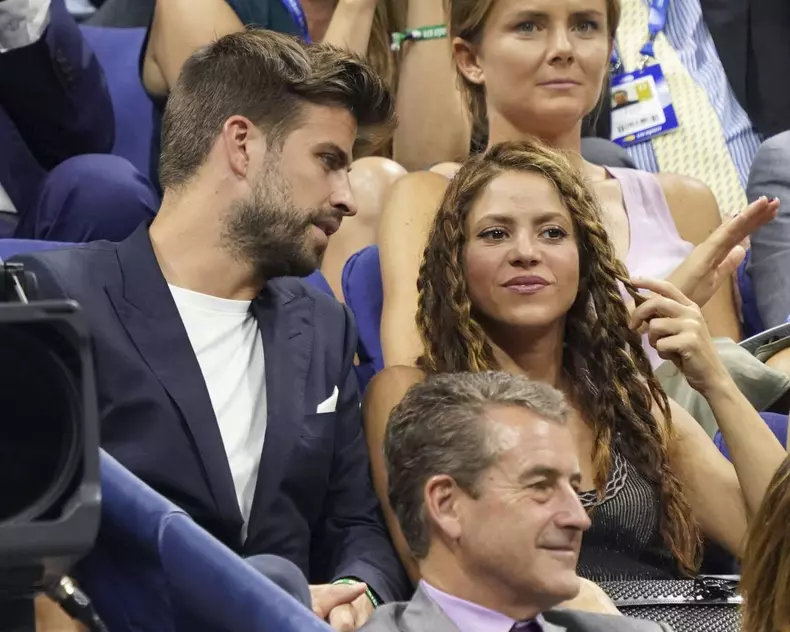 Shakira-and-Gerard-Pique-2019-US-Open-in-New-York-06