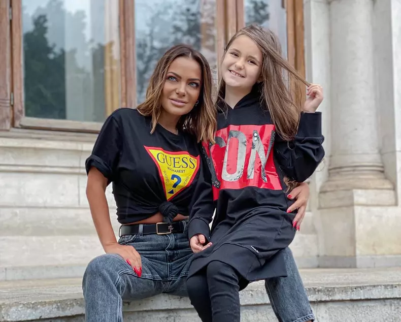 andreea antonescu-19