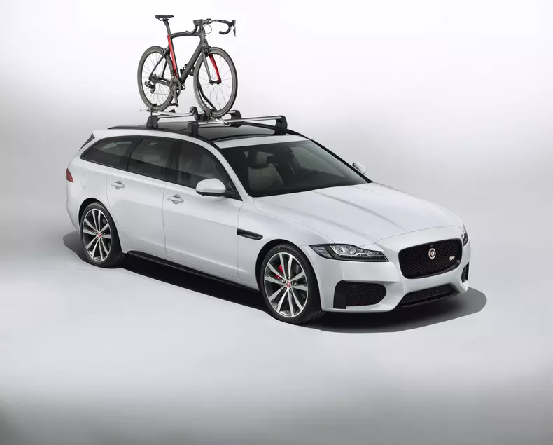 Jaguar XF Sportbraket 24