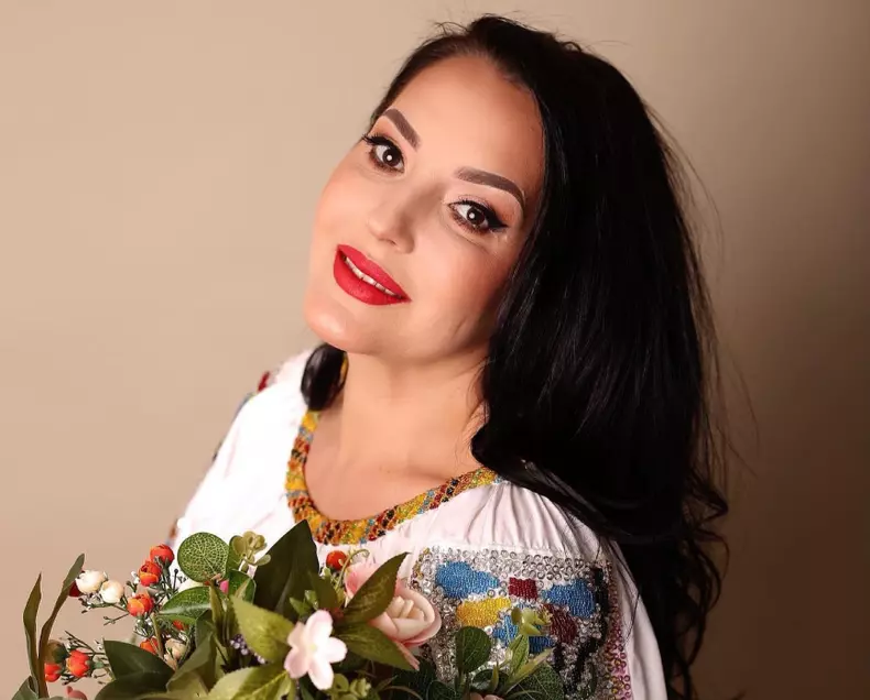 angela_rusu_si_sotul-2