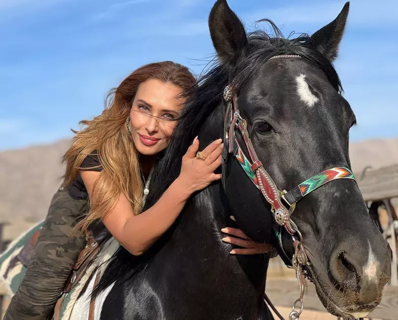 Iulia-Vantur-isi-pregateste-revenirea-la-TV.-Unde-se-va-vedea-show-ul-gandit-de-iubita-lui-Salman-Khan-6