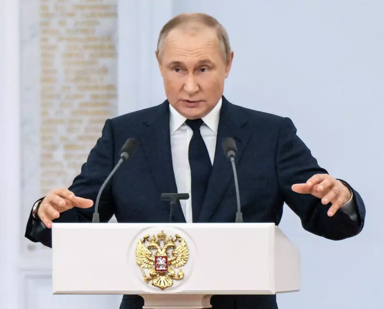 The ceremony of presenting state awards to winners of the XXIV Olympic Winter Games and members of the Paralympic team in the Grand Kremlin Palace.