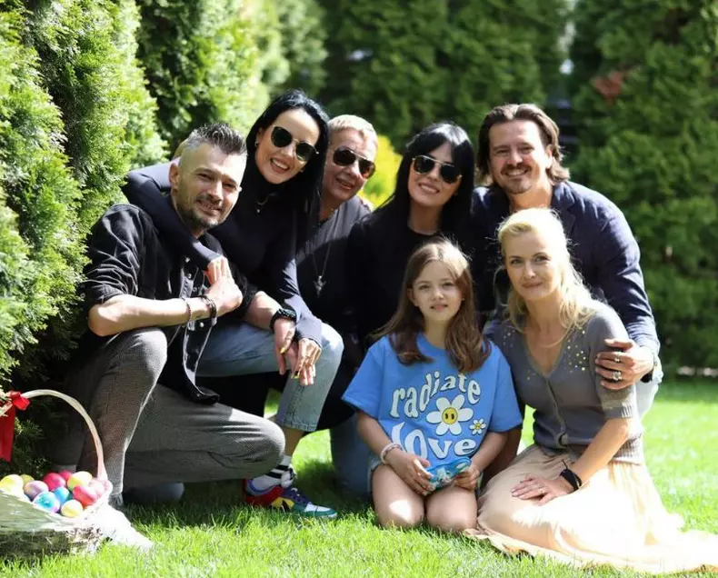 cine-este-Alina-Petre-10