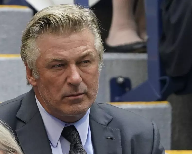 alec baldwin se intoarce