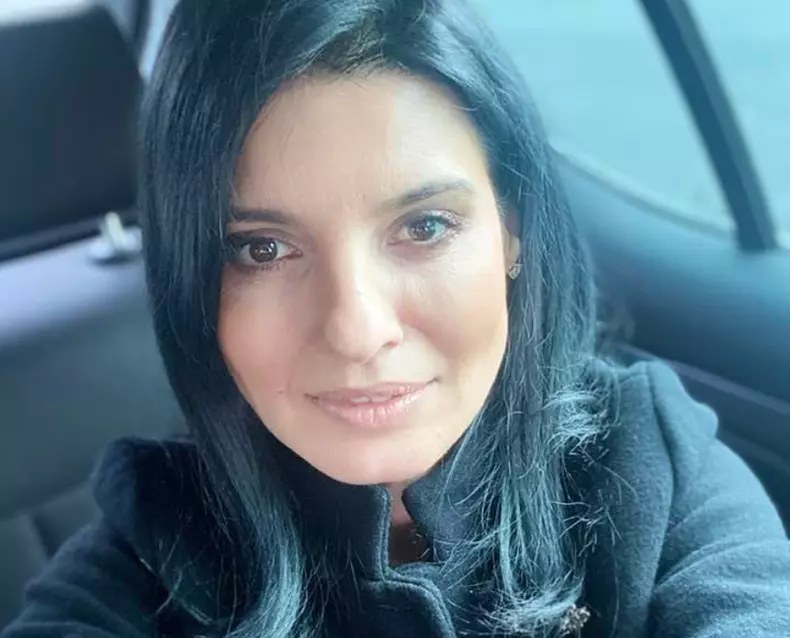 lavinia_sandr_despre_divortul_de_darius_valcov-2