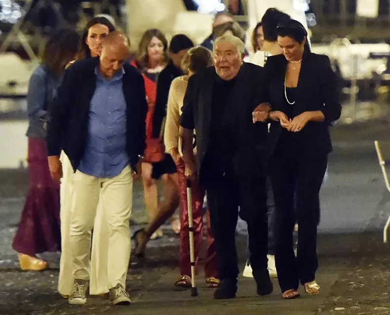 *EXCLUSIVE* 80 year old Italian fashion designer Roberto Cavalli enjoys a meal with his girlfriend 35 year old Sandra Nilsson at Cracco Portofino