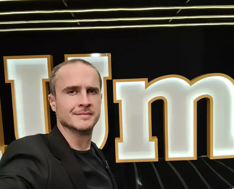 iUmor 2023. Surpriză de proporții pentru fanii emisiunii. Cine sunt noii prezentatori după plecarea lui Șerban Copoț