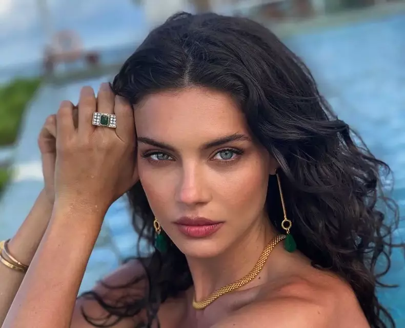 cristina ich frumusete