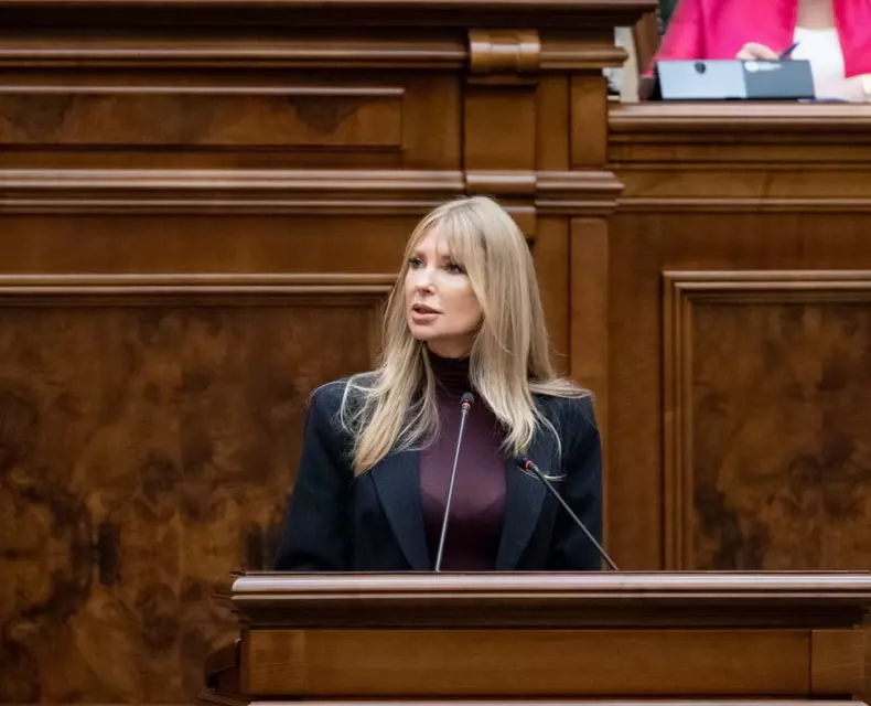 Victoria-Stoiciu-11