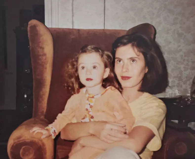 Mariana Moculescu și fiica ei, Nidia