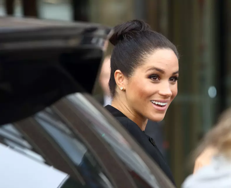 Masca naturală pe care Meghan Markle o folosește pentru a avea un ten luminos și proaspăt