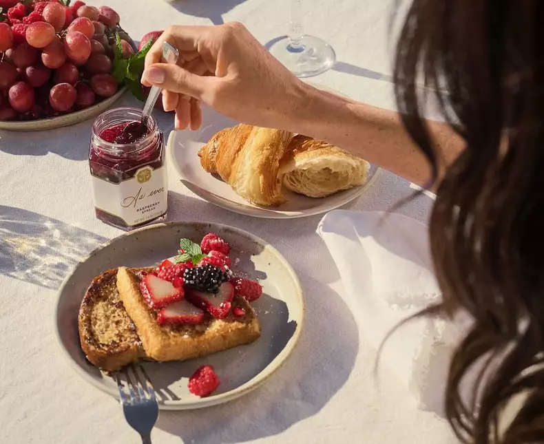 Meghan Markle anunță revenirea brandului „As Ever”   (4)