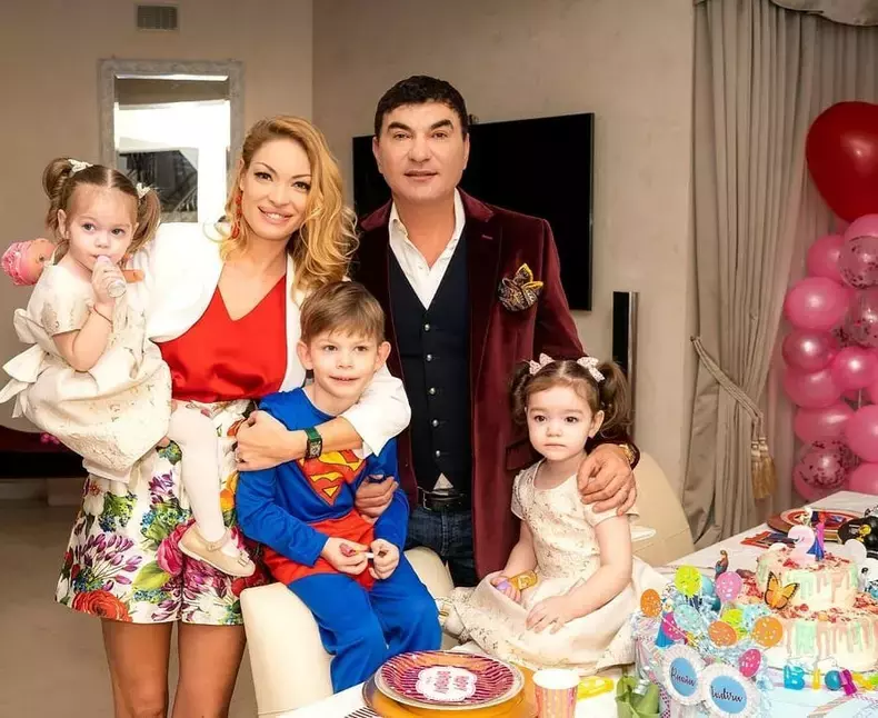 vila Valentina Pelinel Cristi Borcea11