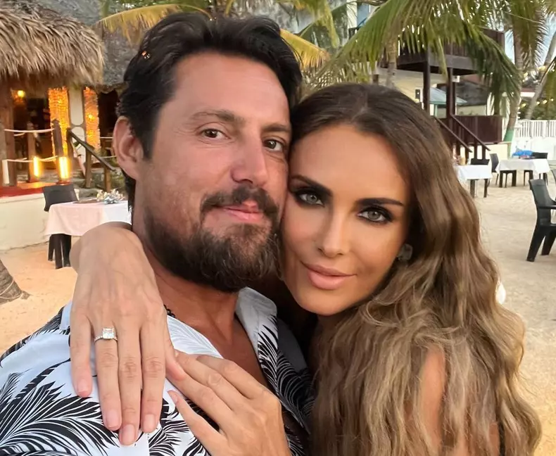 Daniel Pavel si Ana Maria Pop vor deveni sot si sotie  (5)
