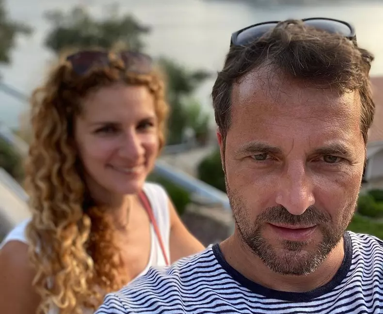 andrei aradits si sotia lui