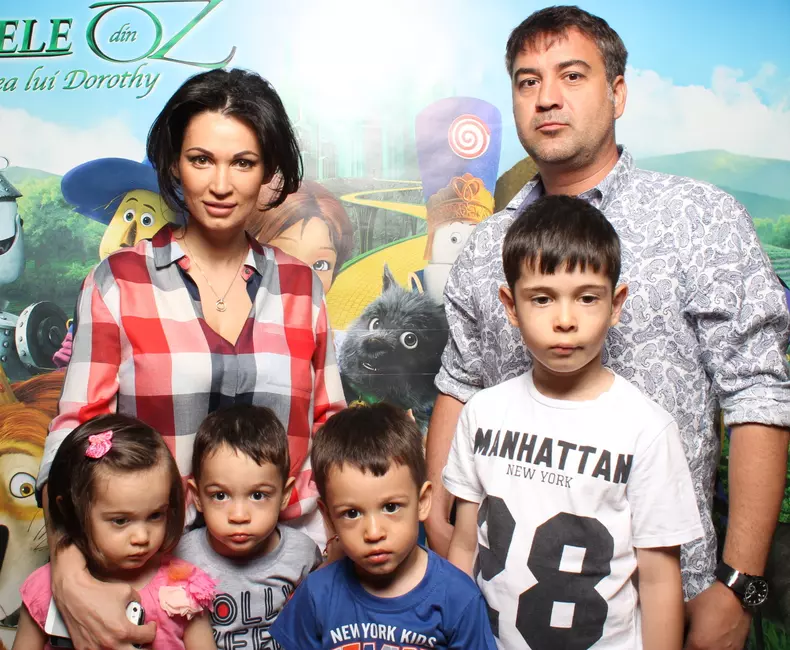 Nicoleta Luciu, Zsolt Csergo si copiii