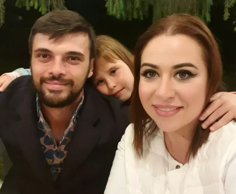 marius-elisei-si-oana-roman-1